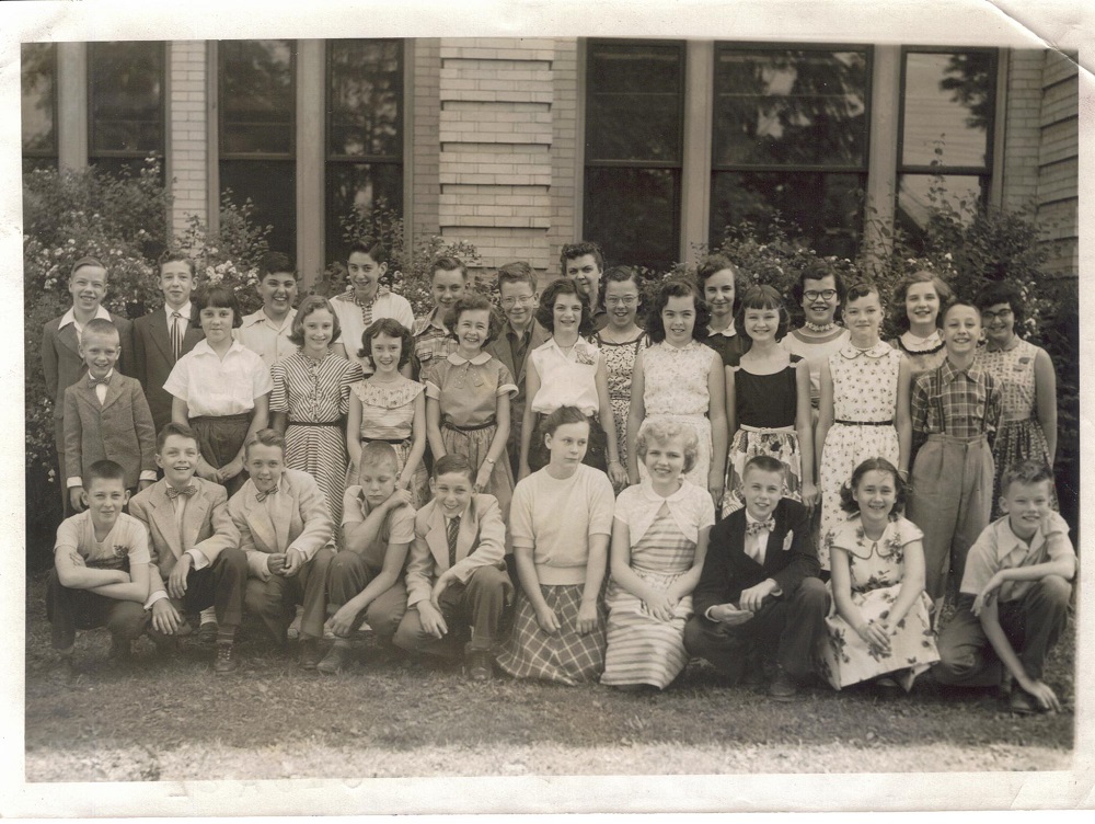 School_10_Grade_6_1954 Photo